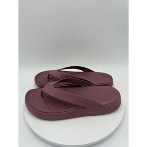 Croc's Women's Getaway Platform Flip Flop Mauve Size 11